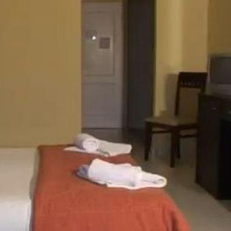 Hotel Denny'S Inn Alimos Zewnętrze zdjęcie